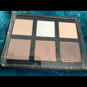 Anastasia Beverly Hills Cream Contour Palette